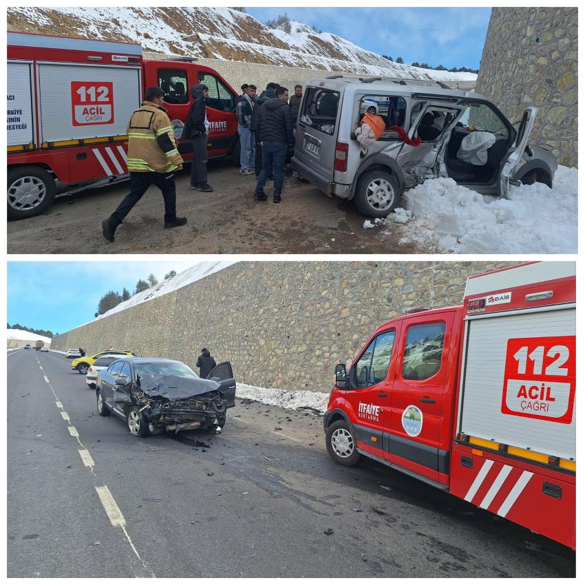 Diyarbakır Yolu'nda Kaza: 1'i Ağır 4 Yaralı