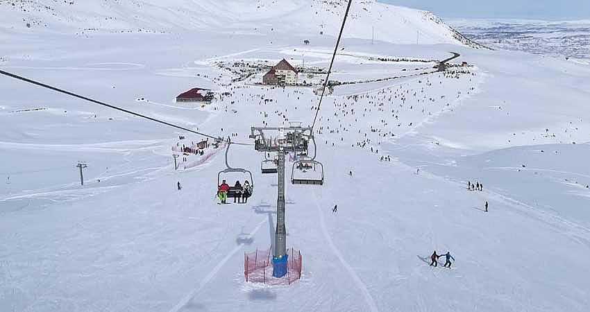 ÇOCUKLAR VE GENÇLER KAYAK TESİSLERİNDEN ÜCRETSİZ YARARLANACAK