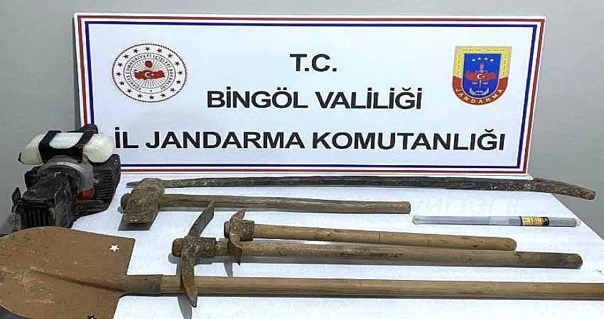 KAÇAK KAZIYA SUÇÜSTÜ: 4 GÖZALTI